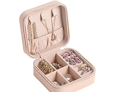 travel jewelry box is a wonderful gift for girls and ladies on Christmas, birthday, new year