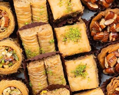 Baklava Assorted Sweets (Pack Of 1 X 430 Grams)| Premium Sweet Perfect for Gifting to Friends & Family
