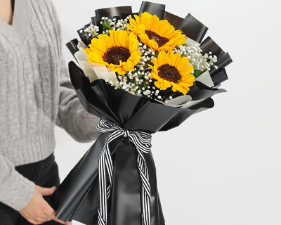 Golden Glow 4 Sunflowers Bouquet