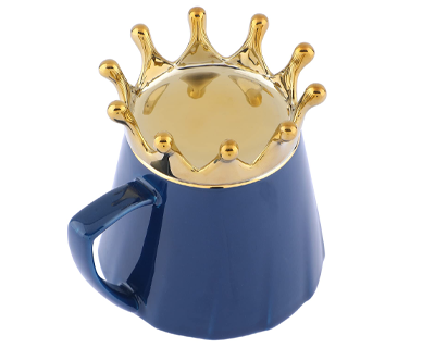 Coffee Mug, Gift for Woman, Birthday Present for Girlfriend, Wife Gift for Anniversary, Queen of Everything Mug with Golden Crown & Spoon